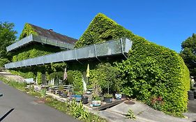 Wohnen Zwischen Therme Und Golf